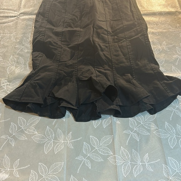 Ladies Cirtrine Collection Skirt - Picture 3 of 7